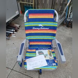 NEW Tommy Bahama beach chair backpack